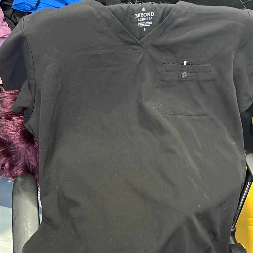 Scrub Black Shirt and pants (L) beyond scrub